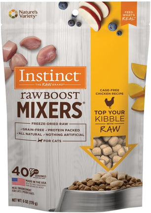 "Delicious Raw Boost Freeze-Dried Cat Food Topper - Grain-Free 6oz Pack for a Healthy, Irresistible Treat!"